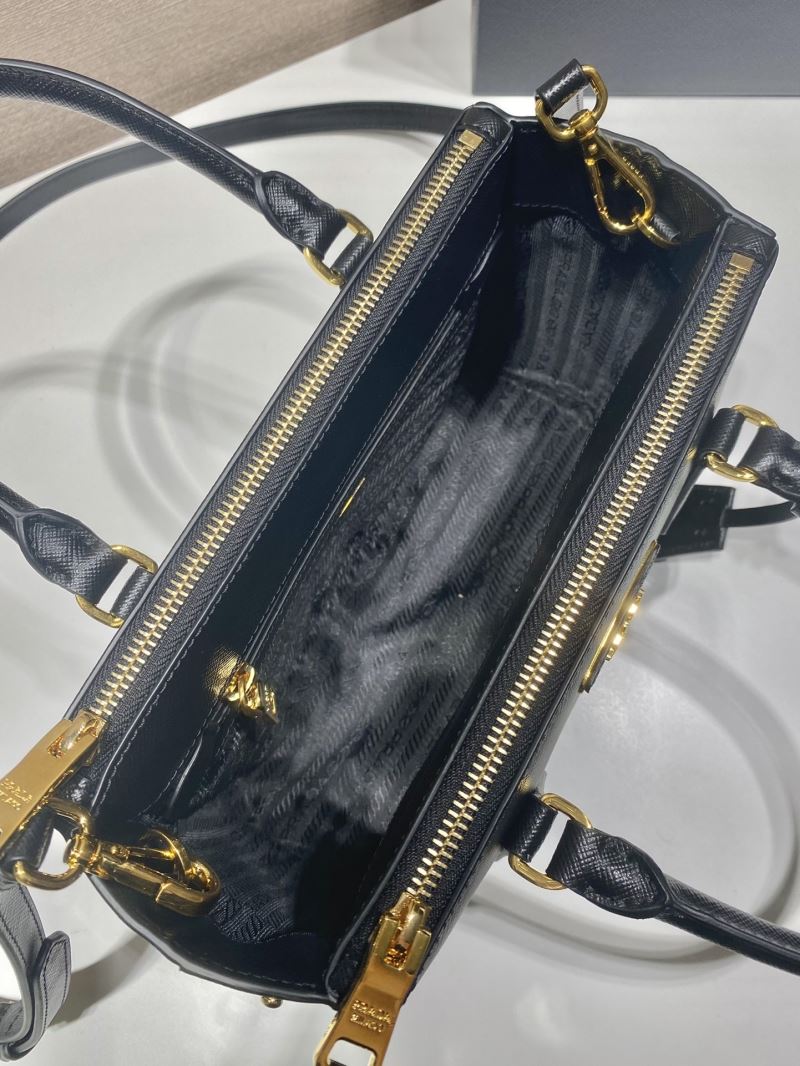 Pra*a top handle bags